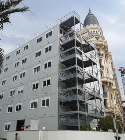 escalier cage acces toiture algeco carlton